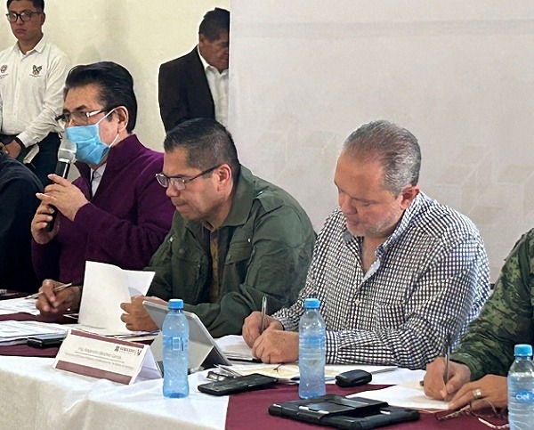 Adelanta SOPOT  contratos para obras en Hidalgo