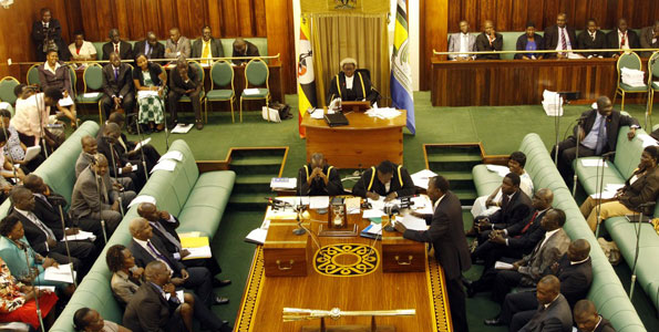 Parlamento de Uganda asesta golpe a comunidad LGBT+