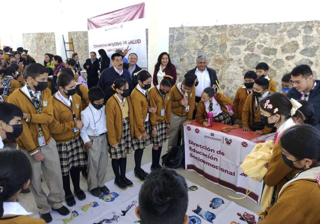 Acciones en favor de estudiantes de educación básica 