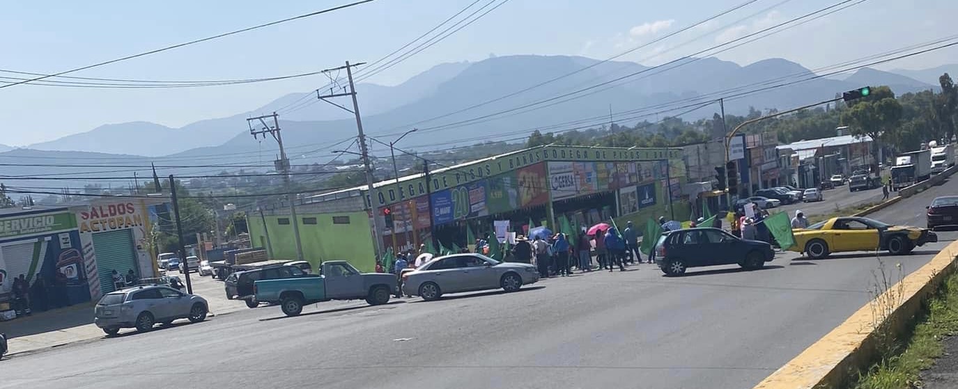 Llega delegación de SEPH a Actopan; desbloquean carretera
