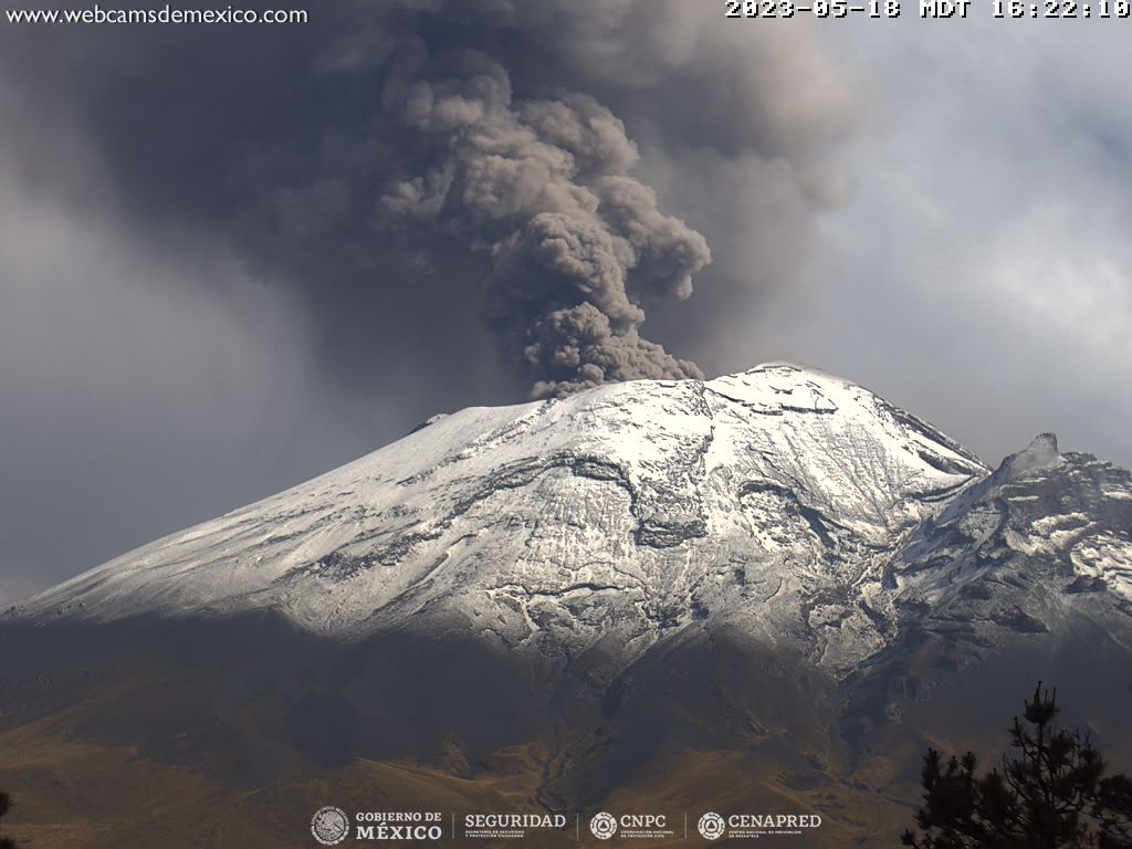 Centro de Monitoreo Popocatépetl, vigila a “don Goyo” las 24 horas
