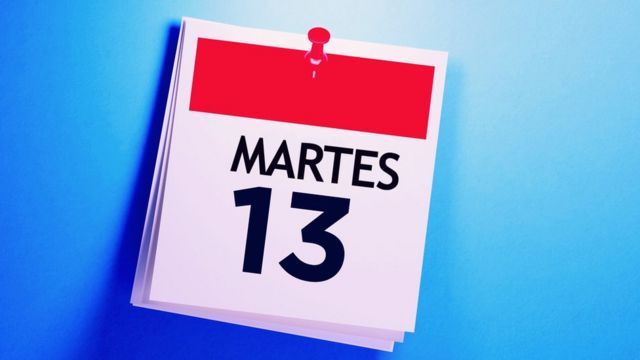 En martes 13, ni te cases ni te embarques