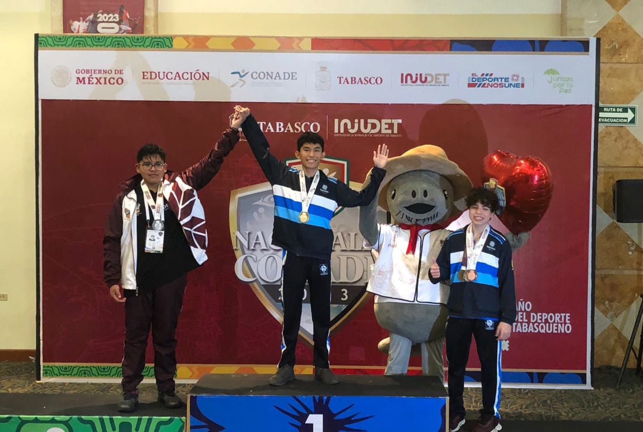 Logran hidalguenses medallas de plata y de bronce en ajedrez y luchas asociadas