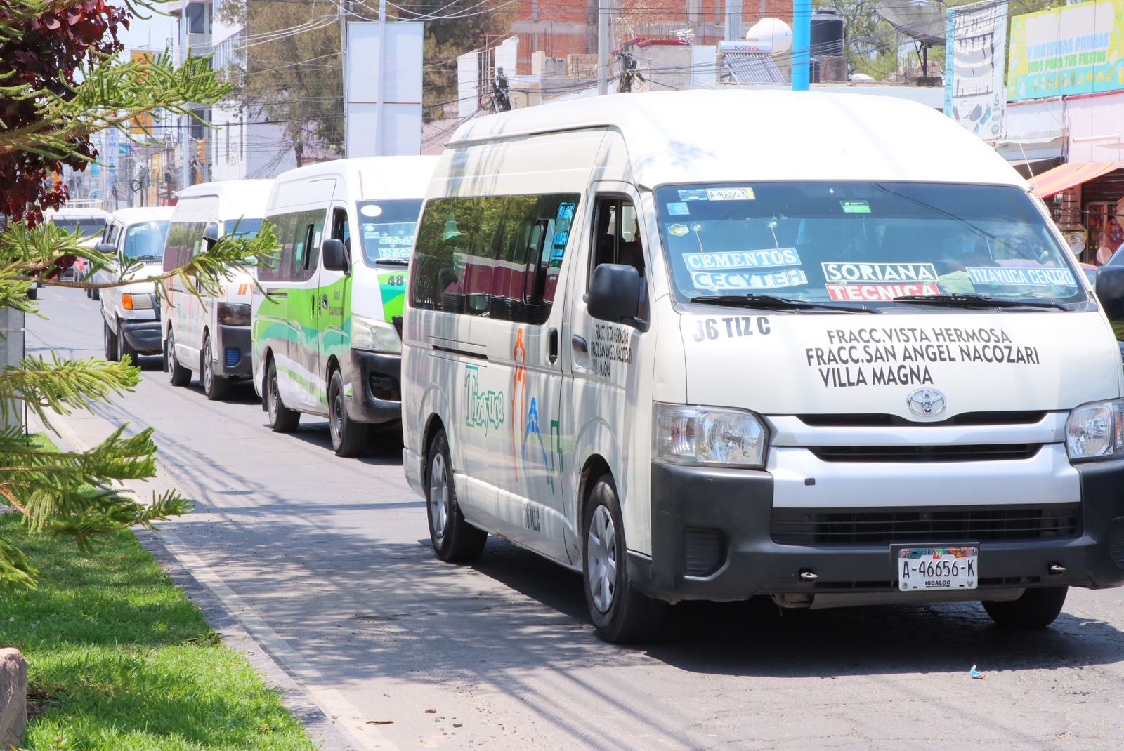 Reanudan servicio de transporte individual y colectivo en Tizayuca