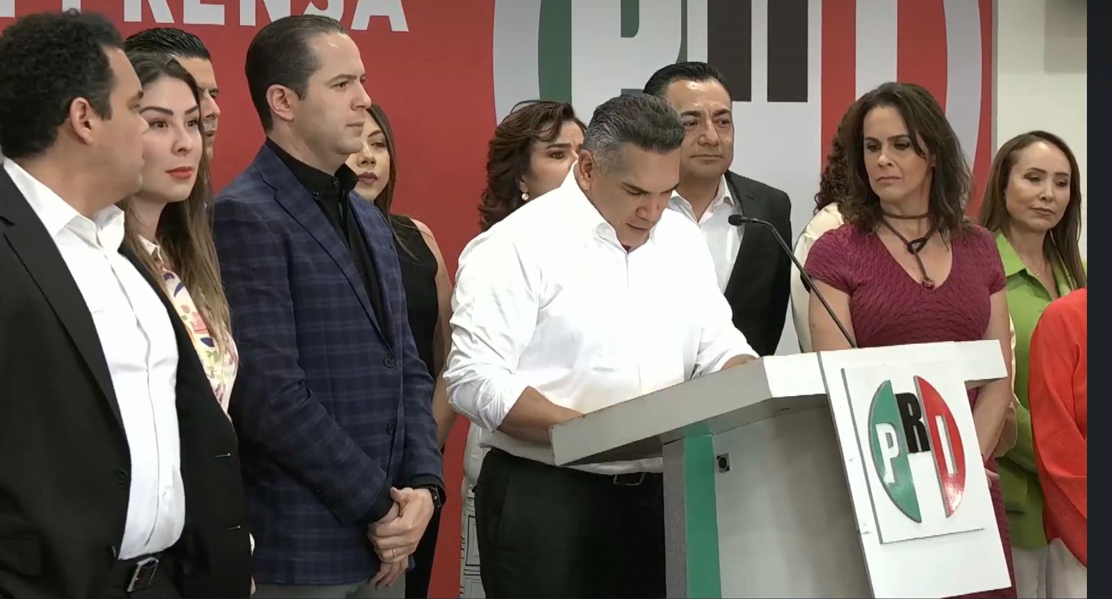 Las renuncias al PRI van para el bote de la basura: Alejandro Moreno
