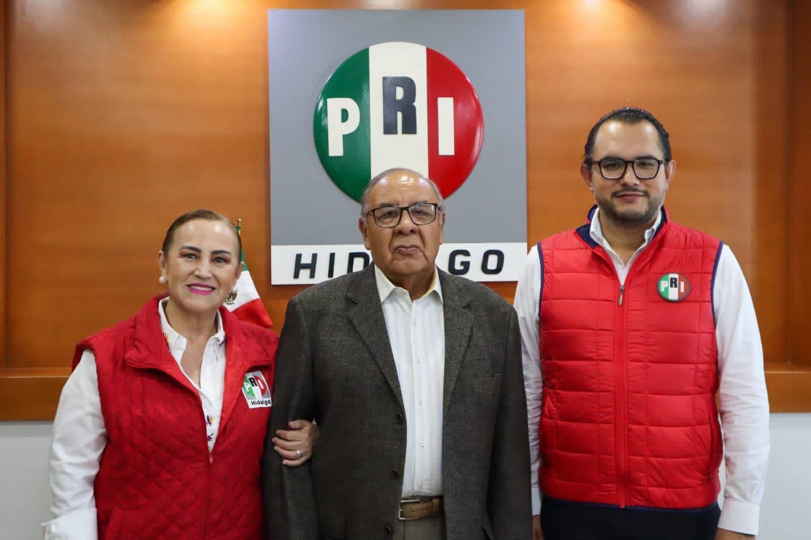 Tras desbandada, expresidentes del PRI Hidalgo llaman a la unidad