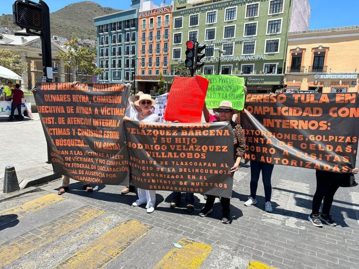 Protestan en Pachuca familiares de desaparecido