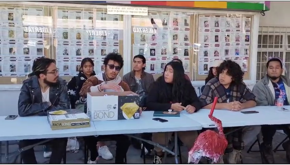 Documentan estudiantes desvíos en la UAEH