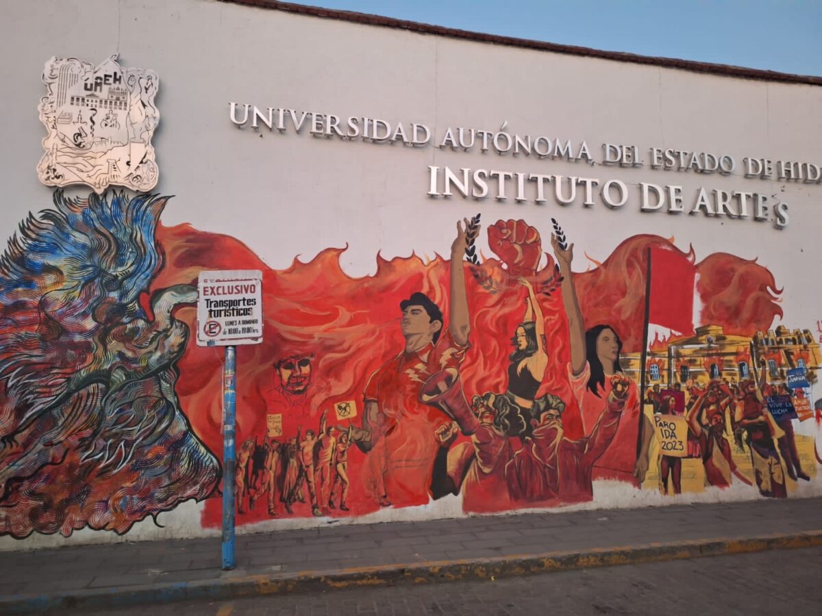 UAEH elimina mural del Instituto de Artes