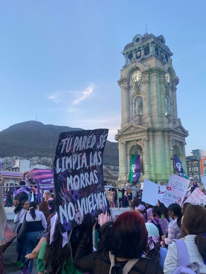 8M: ocho mil mujeres marcharon en Pachuca 