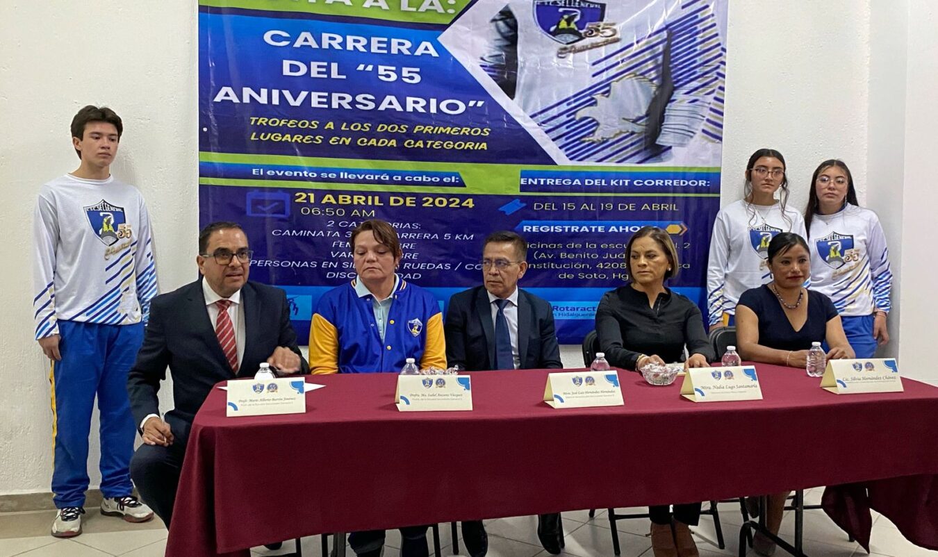 Secundaria General de Pachuca celebra 55 años