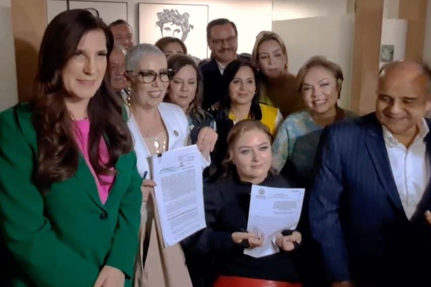 Integrantes del Senado presentaron solicitud de juicio político contra Arturo Zaldívar