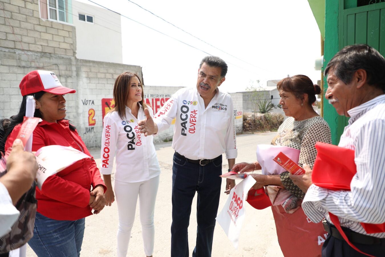 Nadie recuerda a la actual diputada del distrito 06 :Paco Olvera