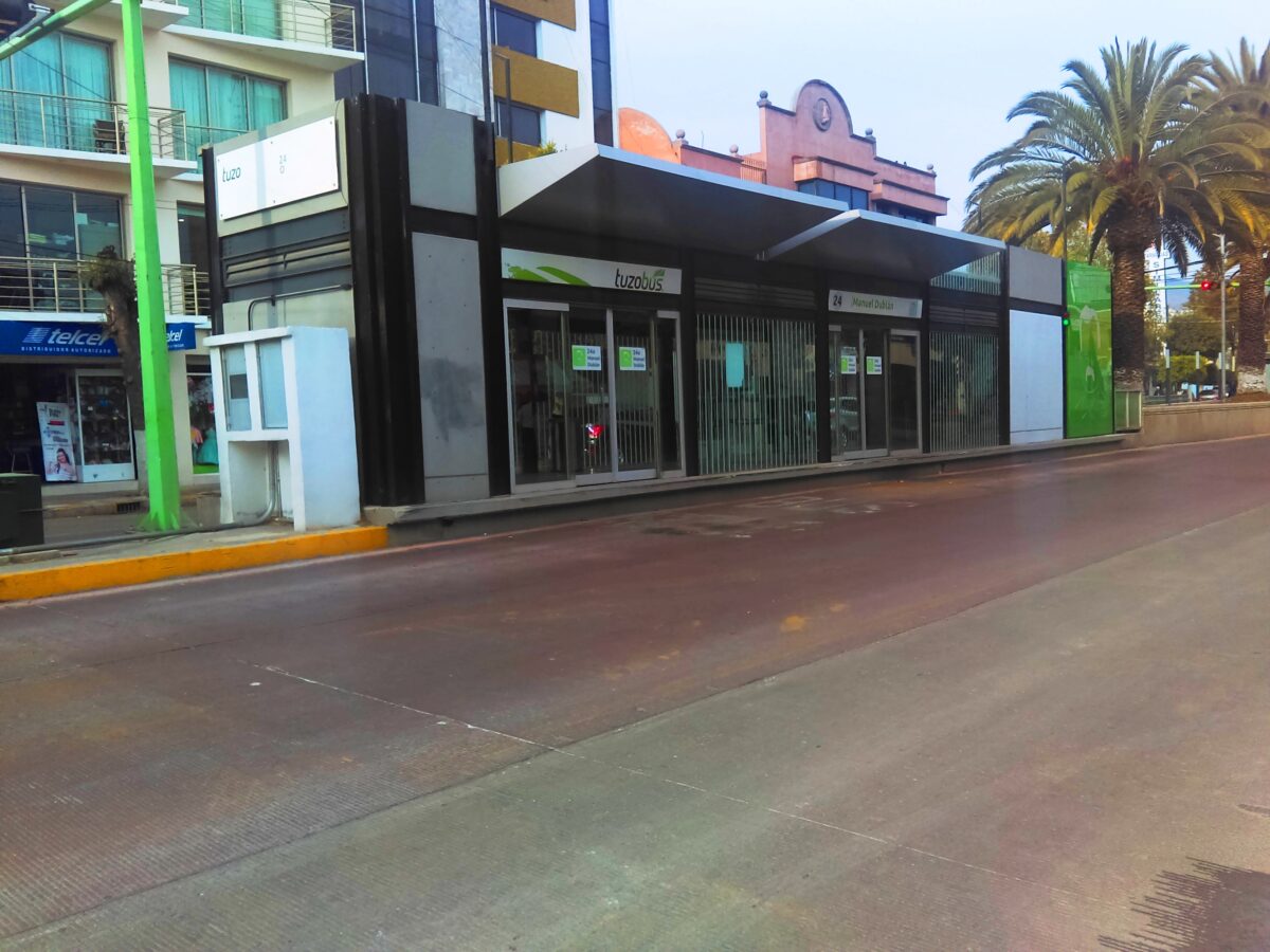 Tuzobús recorta servicio por cierre de campaña de Jorge Reyes