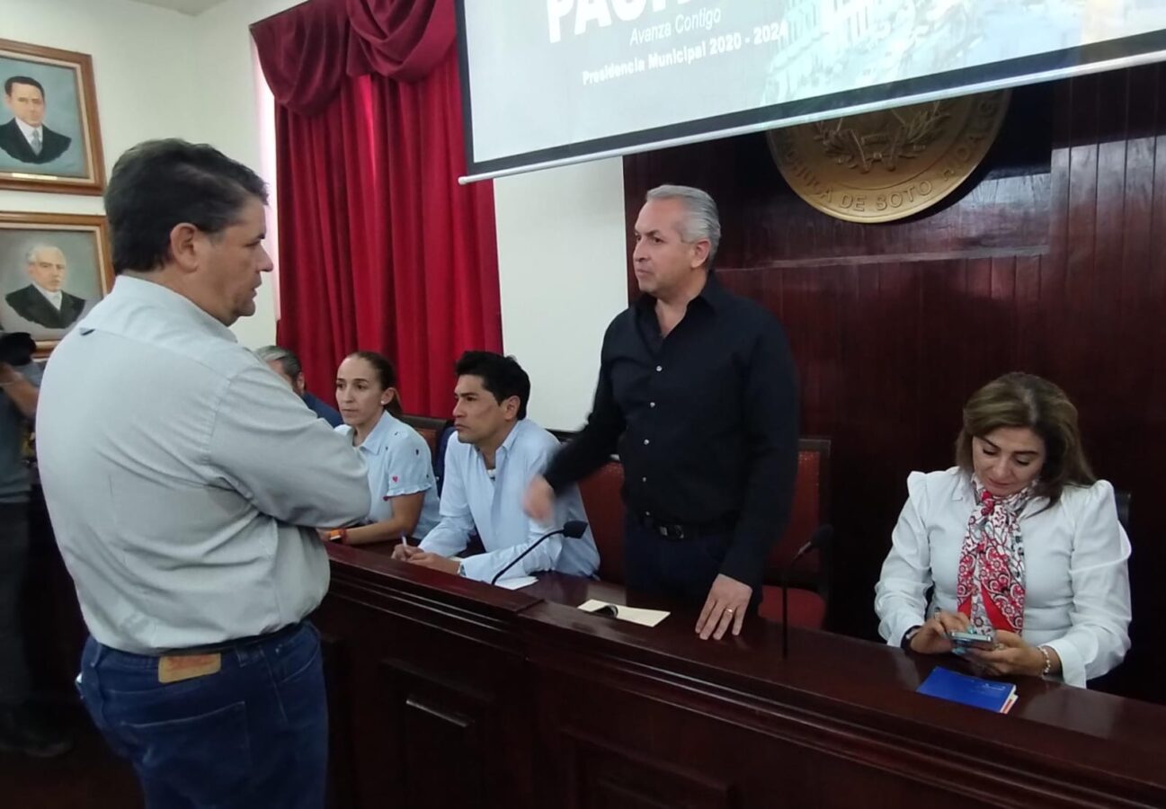 Desechan regidores iniciativa de Sergio Baños, que limita el horario de venta de alcohol