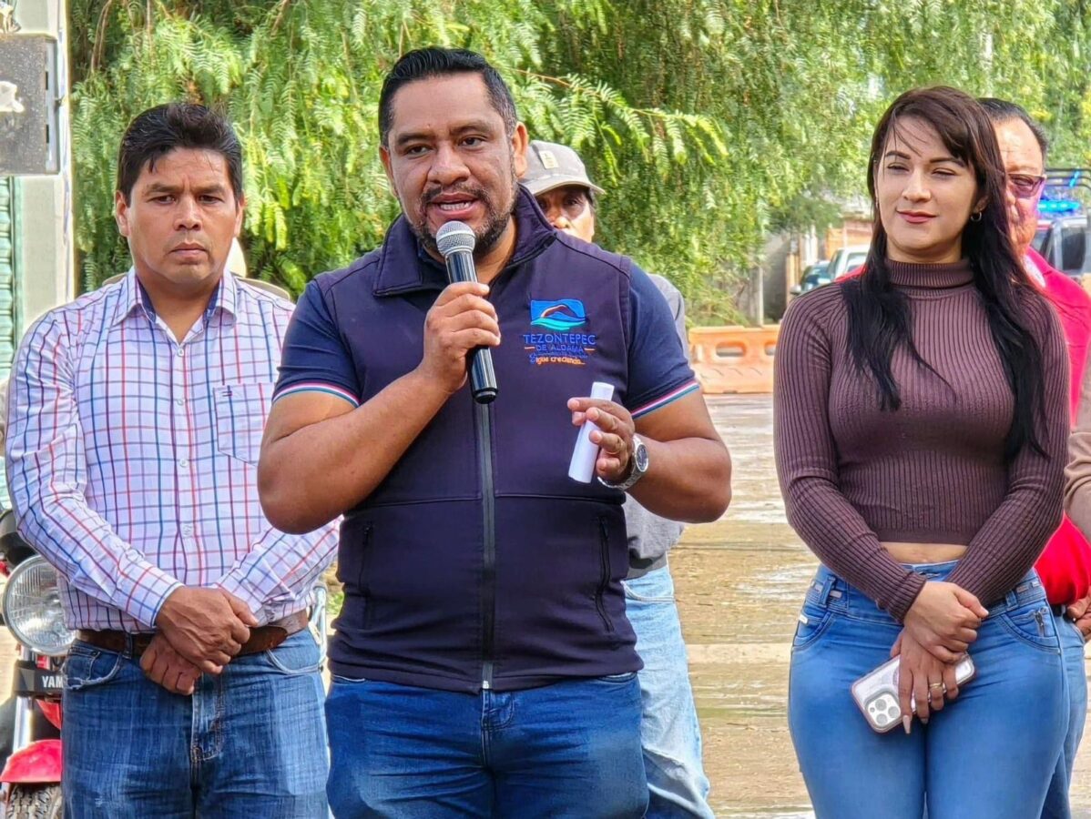 Inaugura Alcalde de Tezontepec obra inconclusa 
