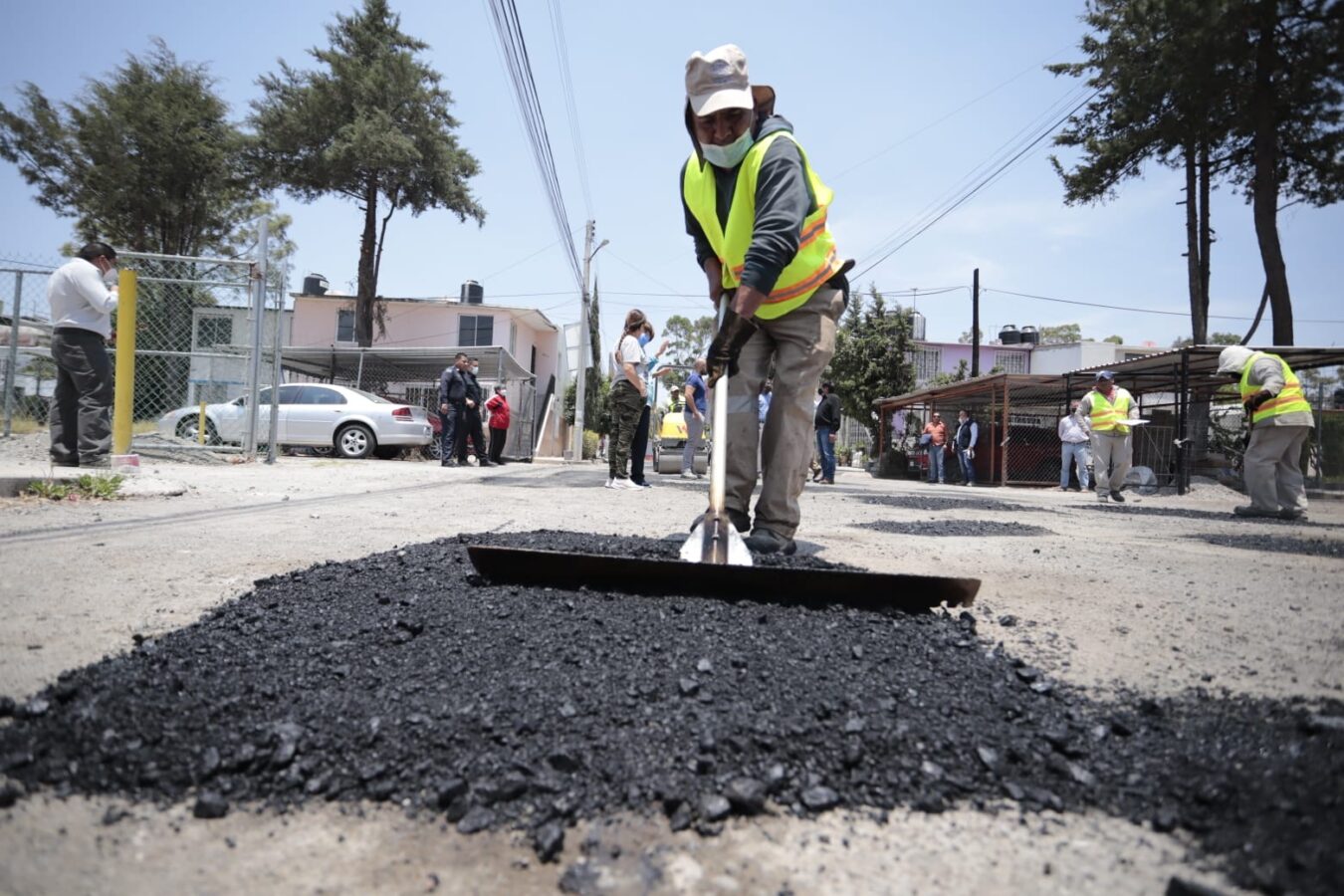 Gobierno de Sergio Baños priorizó obras con mayor vida útil.