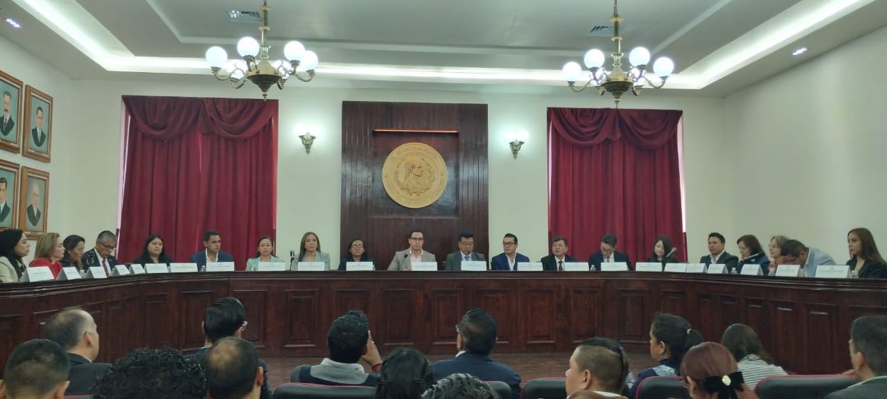 Integran comisiones en Cabildo de Pachuca