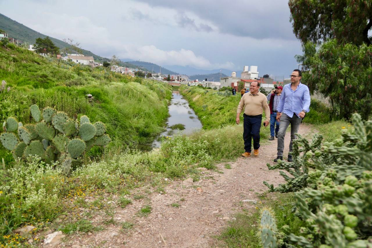 Realizan autoridades municipales recorrido por drenes pluviales