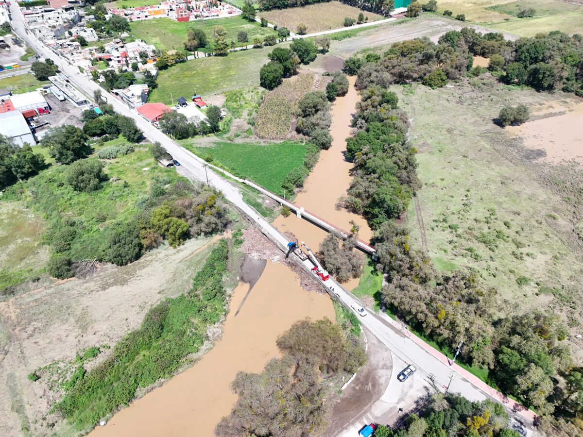 Operativo de limpieza en zonas afectadas por las lluvias en Tepeji del Río