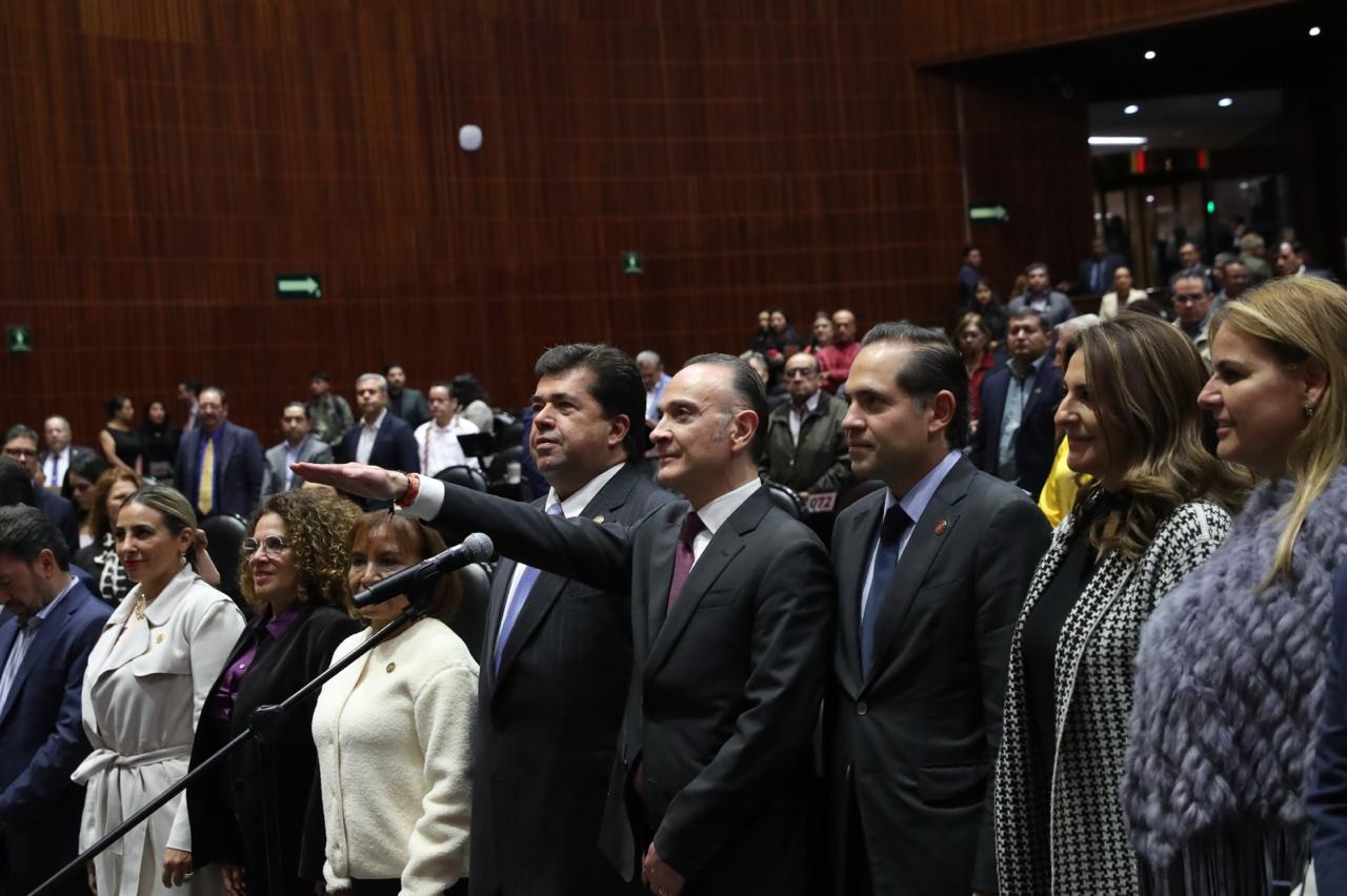 Mauricio Farah Gebara protesta como Secretario General de la Cámara de Diputados