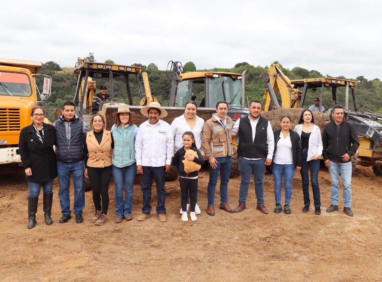 Da banderazo alcalde de Huasca para revestir todos los caminos del municipio