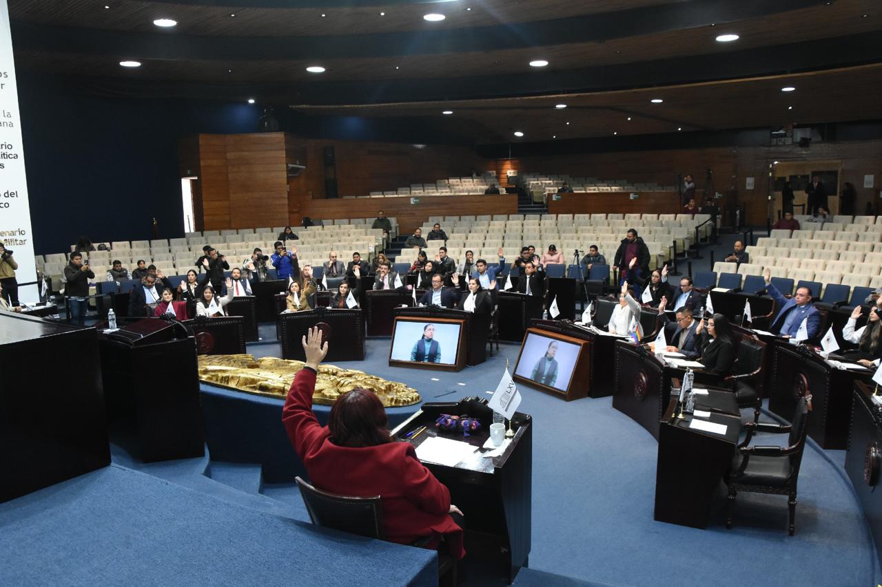 Avala Congreso de Hidalgo reforma de uso de vías ferroviarias y energética