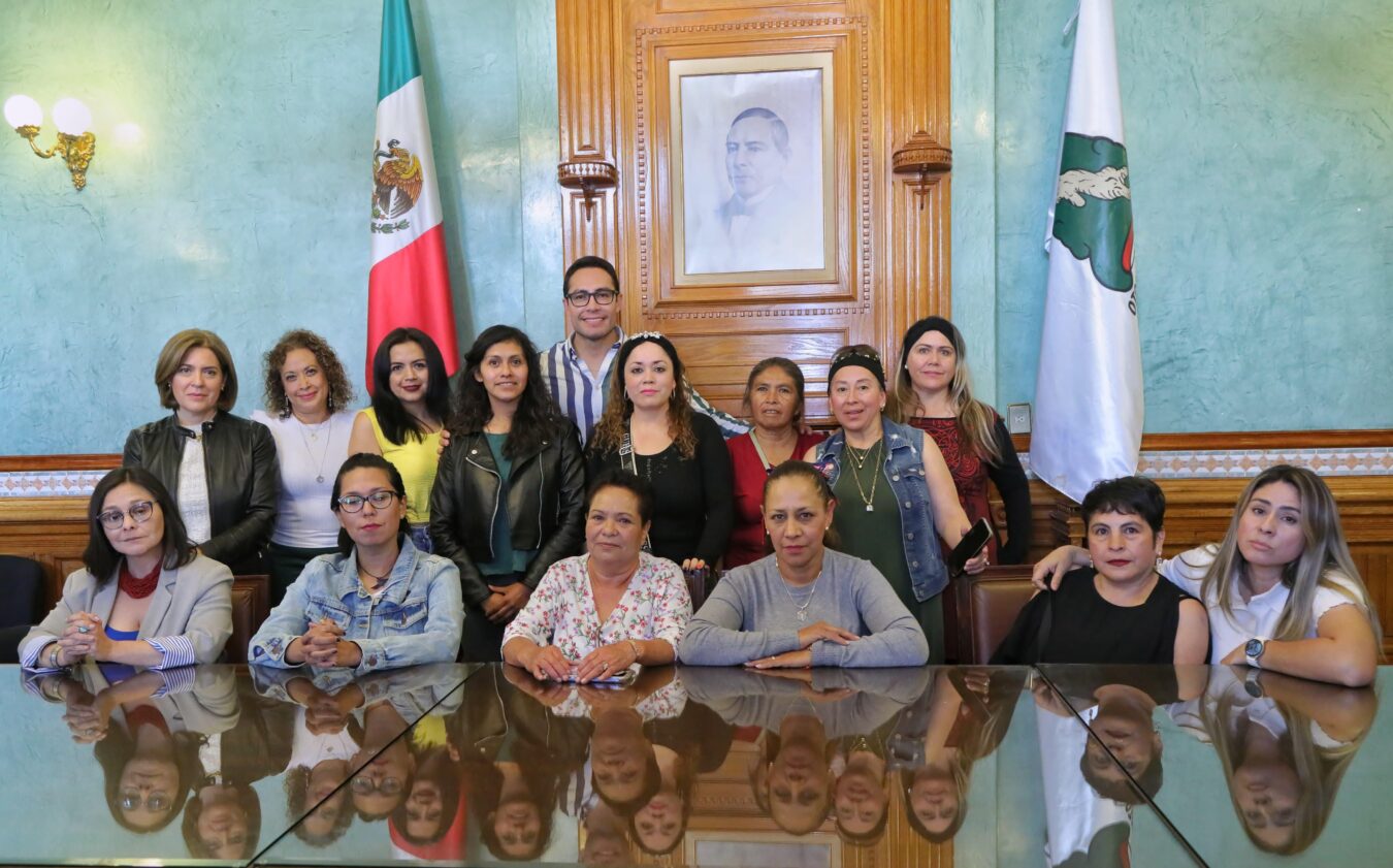 Sostiene reunión Jorge Reyes con activistas y asociaciones protectoras de animales