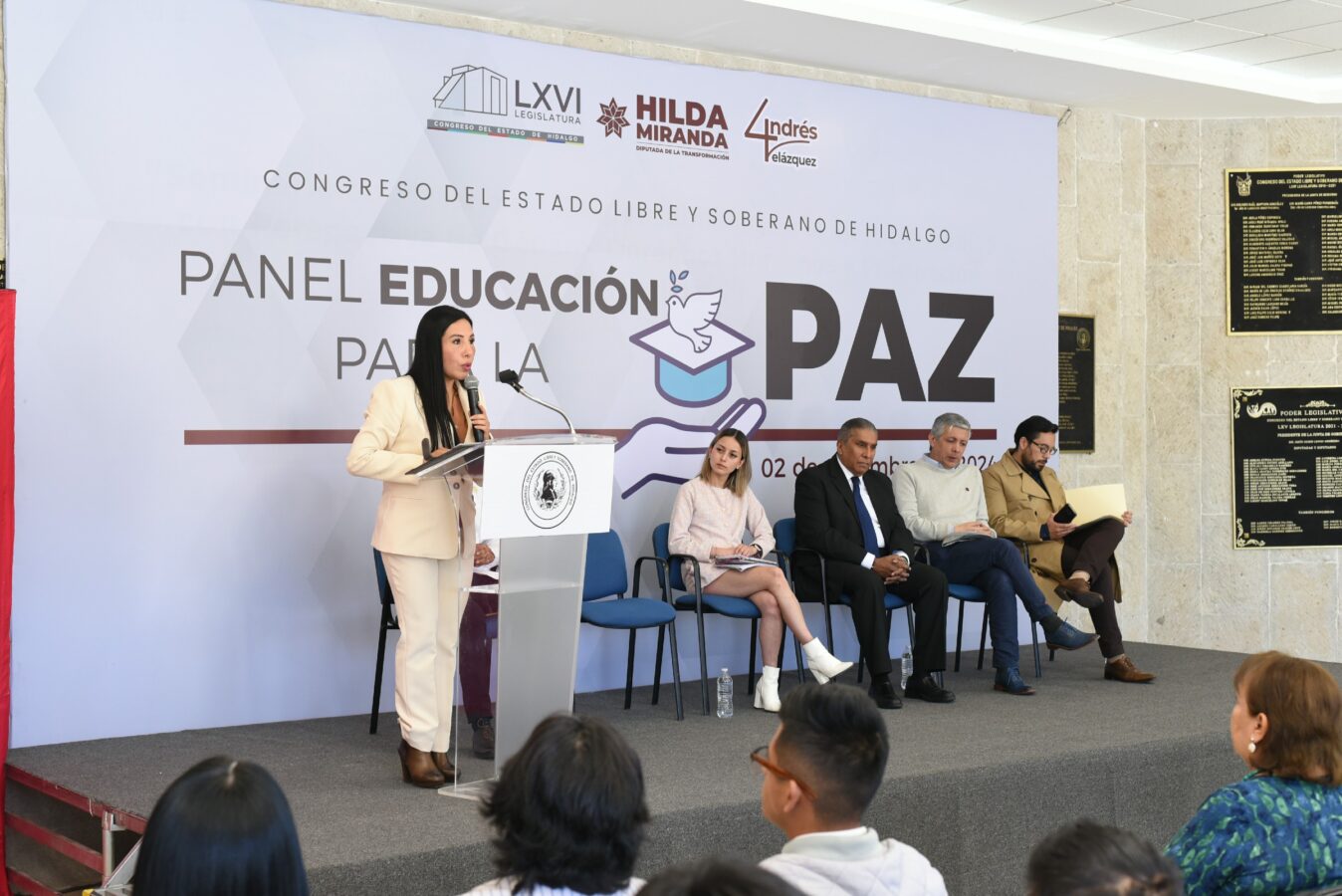 Diputada Hilda Miranda organiza panel sobre educación para la paz