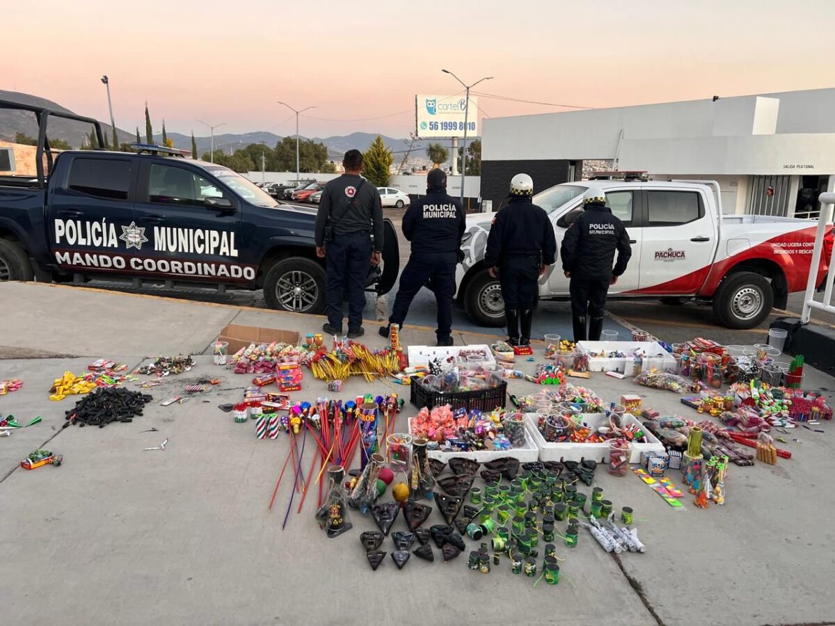 Operativo contra venta de pirotecnia, en Pachuca.