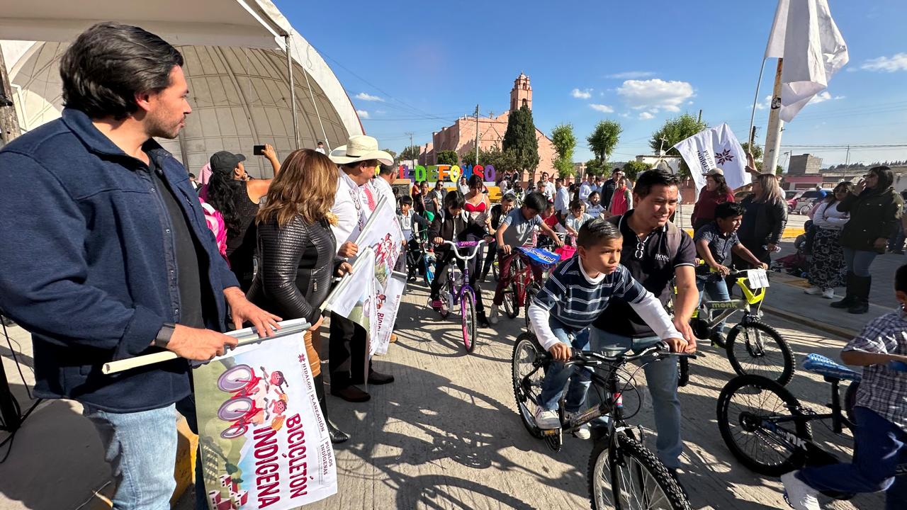 Entregan bicicletas a niñez a través del Bicicletón Indígena 2024