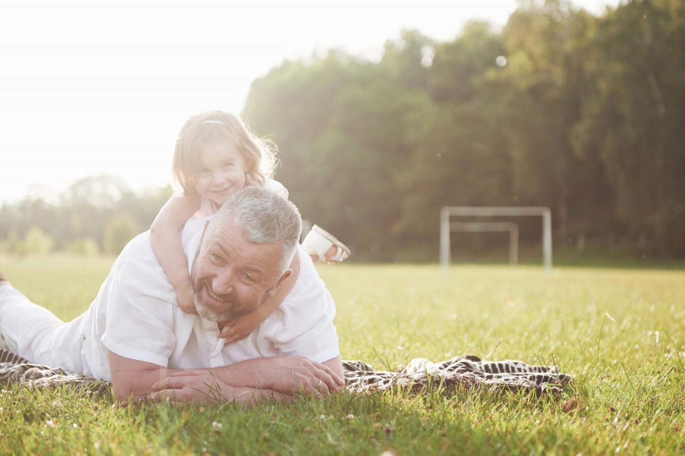 ¿Beneficios de la interacción entre abuelos y nietos?