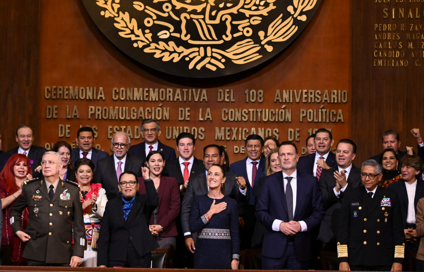 Conmemoran promulgación de la Constitución con llamado a la unidad nacional