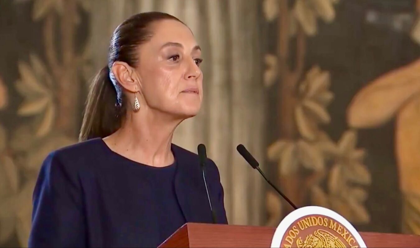 Anuncia Sheinbaum aumento salarial para maestras y maestros  