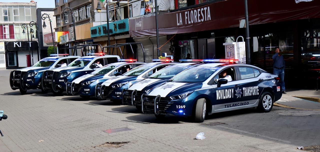 Entrega Lorena García 26 patrullas y motocicletas para seguridad