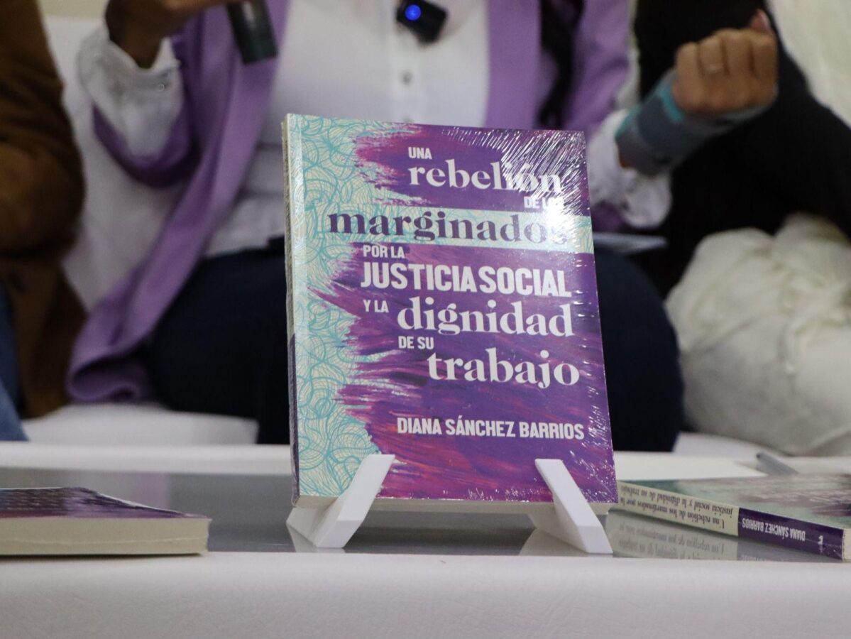 Presentan Transgénero Hidalgo y CDHEH libro de Diana Sánchez Barrios