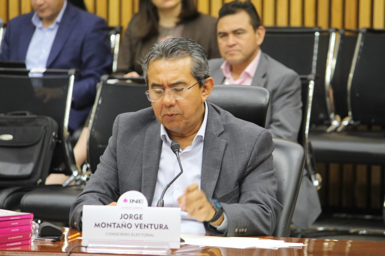 Comités debieron verificar requisitos de candidaturas: INE