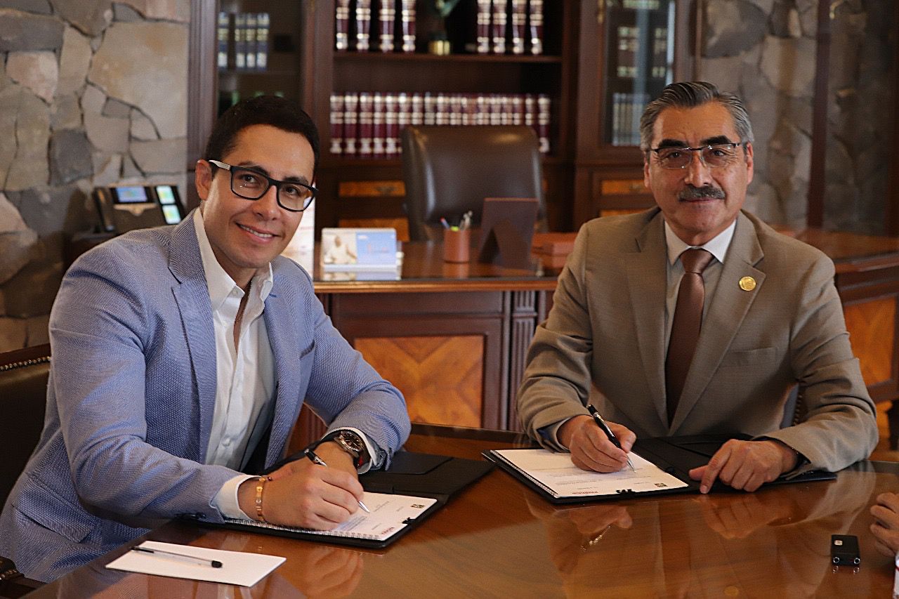 Ayuntamiento de Pachuca firma convenio de colaboración con la UAEH