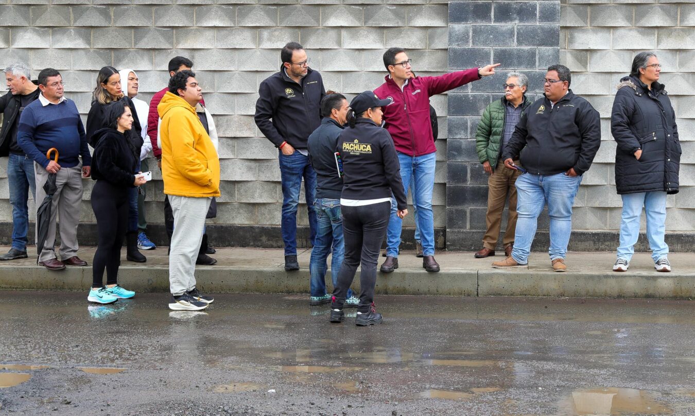 Refuerza Jorge Reyes atención directa en colonias de Pachuca