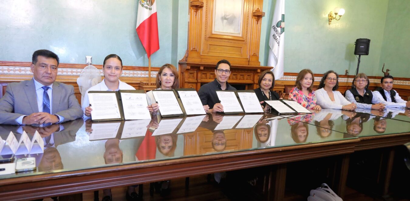 Firma Ayuntamiento de Pachuca convenio con la Asociación “En Familia Rompamos el Silencio” para atender a víctimas de violencia familiar extrema