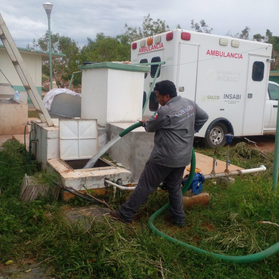 Implementa Conagua operativos para distribuir agua potable y desalojar aguas acumuladas por lluvias en 6 entidades