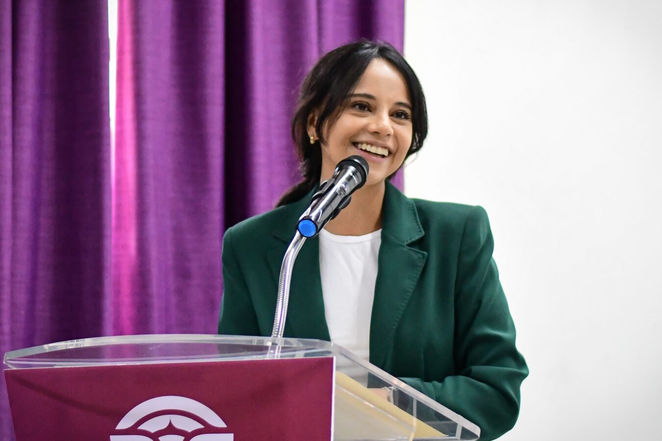 Respalda Gretchen Atilano una educación de calidad a través del programa “Escuela Solidaria y Abierta”