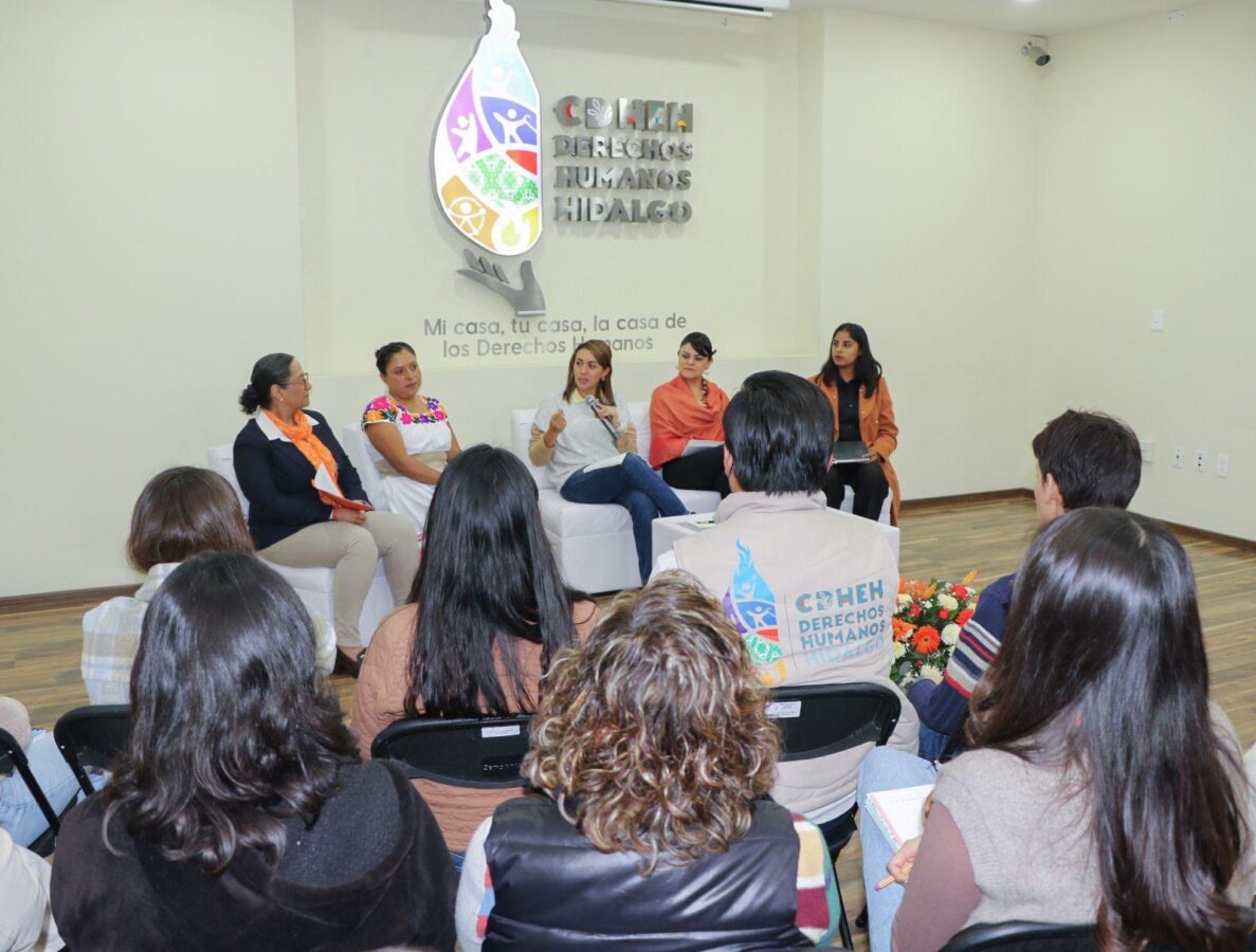 Realiza CDHEH Coloquio “Caminando Juntas por la Igualdad y la Justicia”