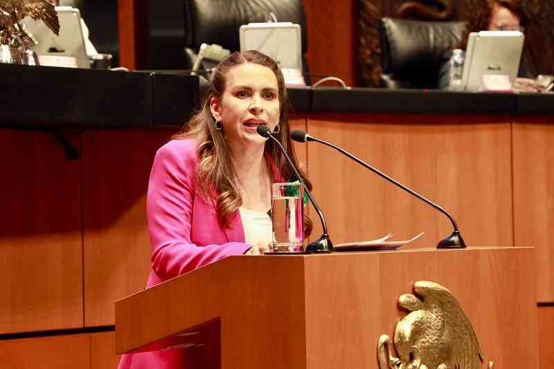 Acusan a Omar Fayad de “nalgasprontas” y “entregarlas a cambio de impunidad”