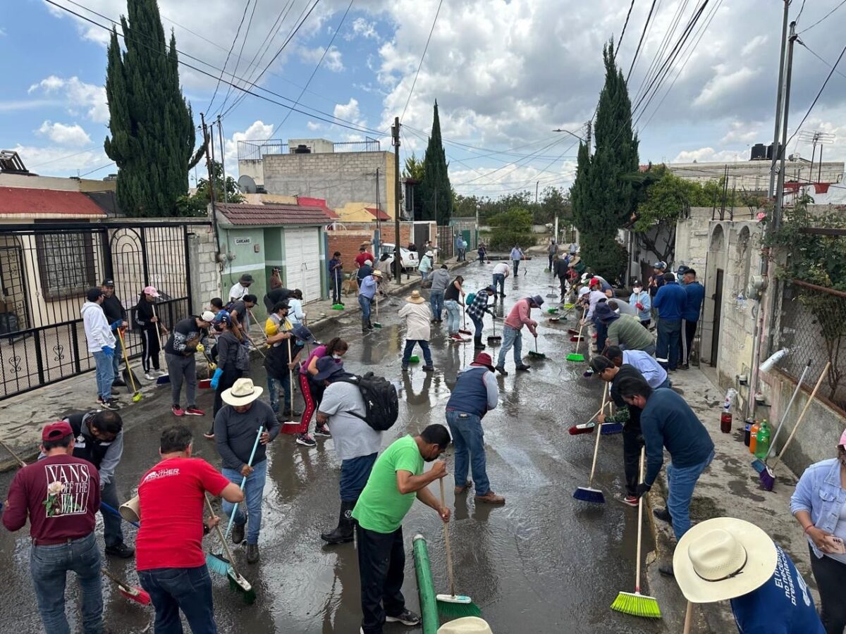 Ayuntamiento de Mineral de la Reforma realiza limpieza y desinfección en Los Tuzos