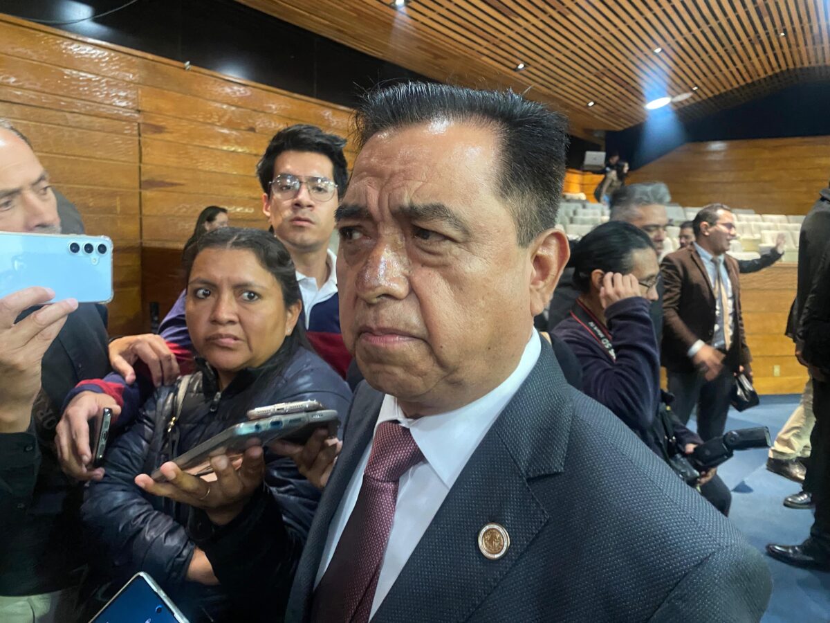 En agosto, remodelación del Pleno del Congreso: Andrés Velázquez