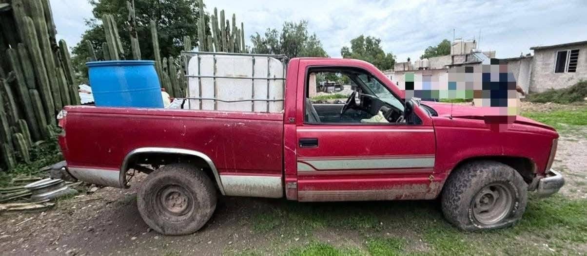 Asegura FGR un predio de almacén de huachicol