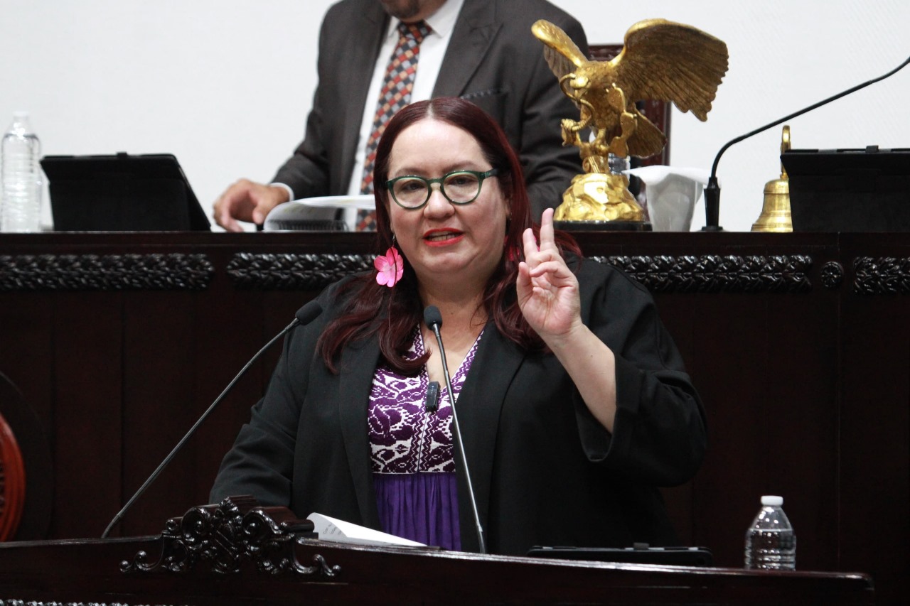 Presenta Tania Meza iniciativa para concientizar sobre el Lupus en Hidalgo