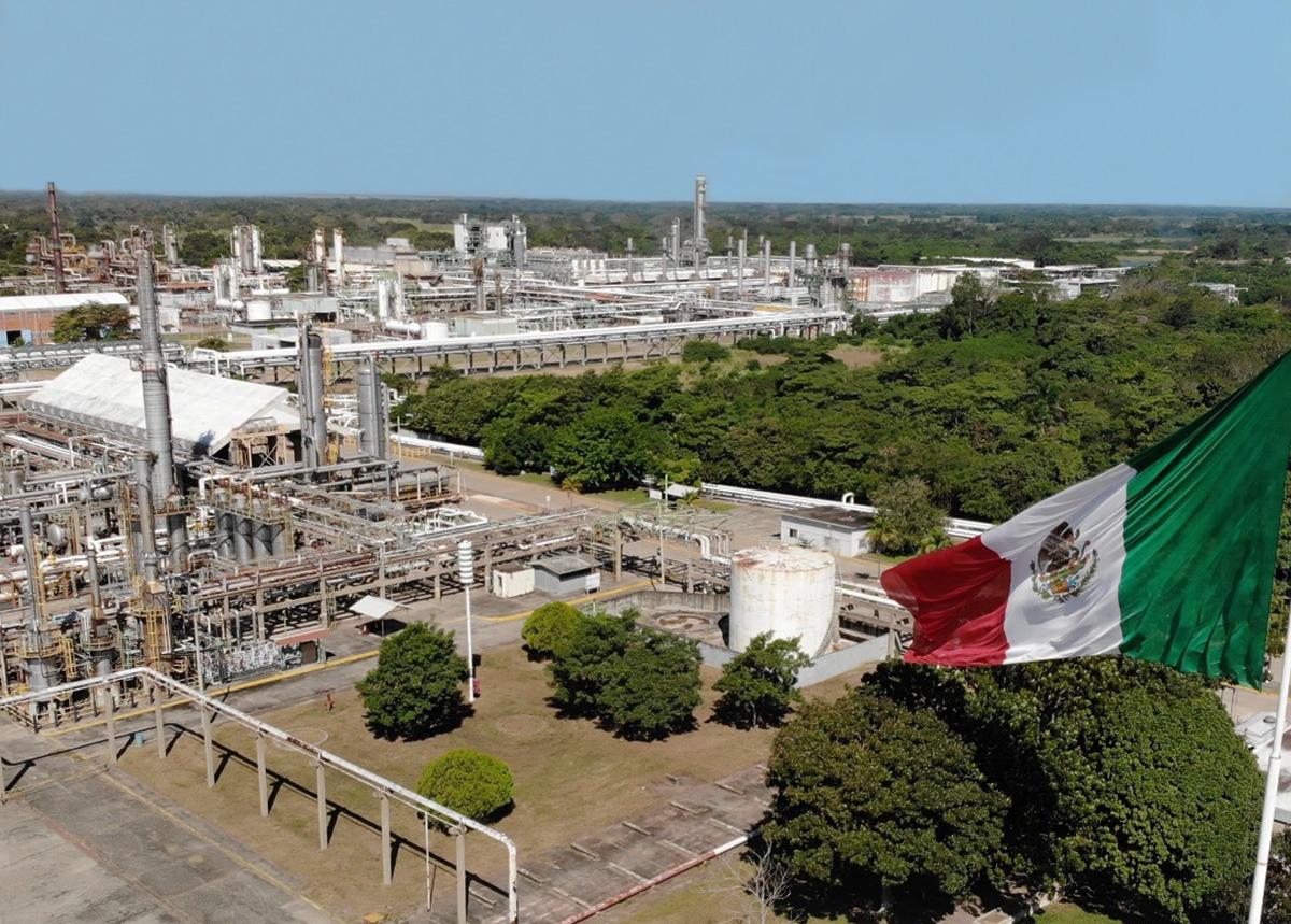 Apoyos financieros a Pemex para vencimientos de este año