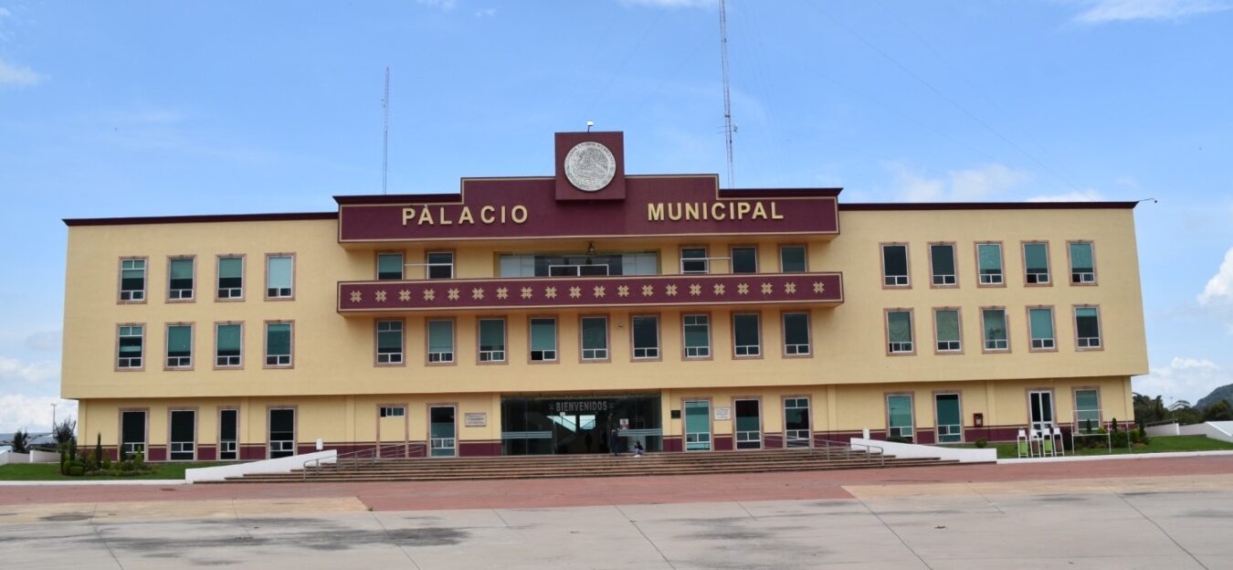 Reprocha gobierno de  Tulancingo a la UAEH por evento agropecuario.